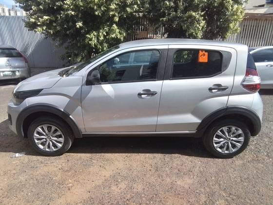 FIAT MOBI 1.0 EVO FLEX LIKE. MANUAL FIAT MOBI 1.0 EVO FLEX LIKE. MANUAL